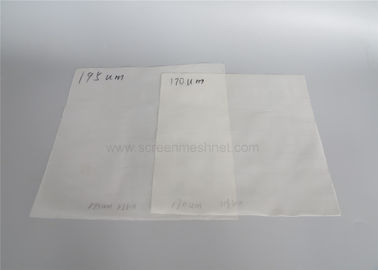 Chine Maille en nylon adaptée aux besoins du client 60 120 de filtre de taille couleur blanche matérielle de nylon de 260 microns 100% fournisseur