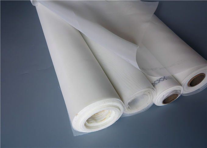 Blanc en nylon de tissu de maille de filtre de monofilament résistant à l'acide 115 largeurs de cm pour le filtrage